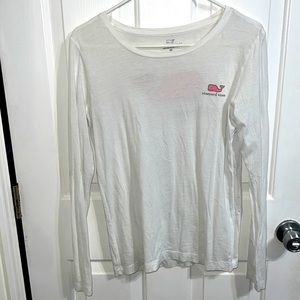 Long sleeve vineyard wines shirt 🤍🐳